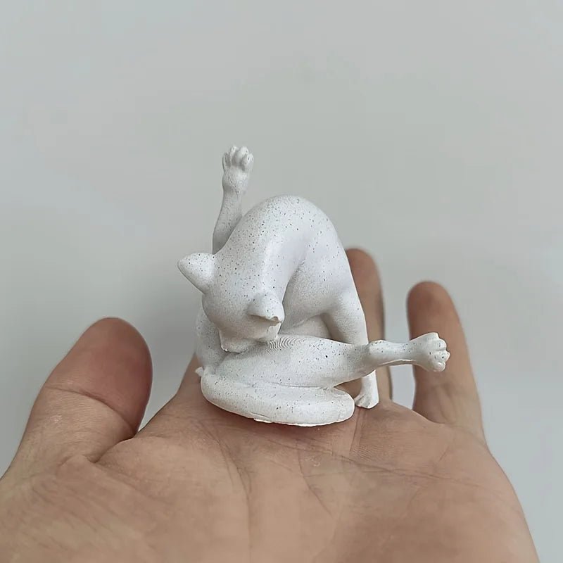 Chat en résine miniature