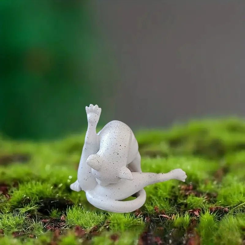 Chat en résine miniature