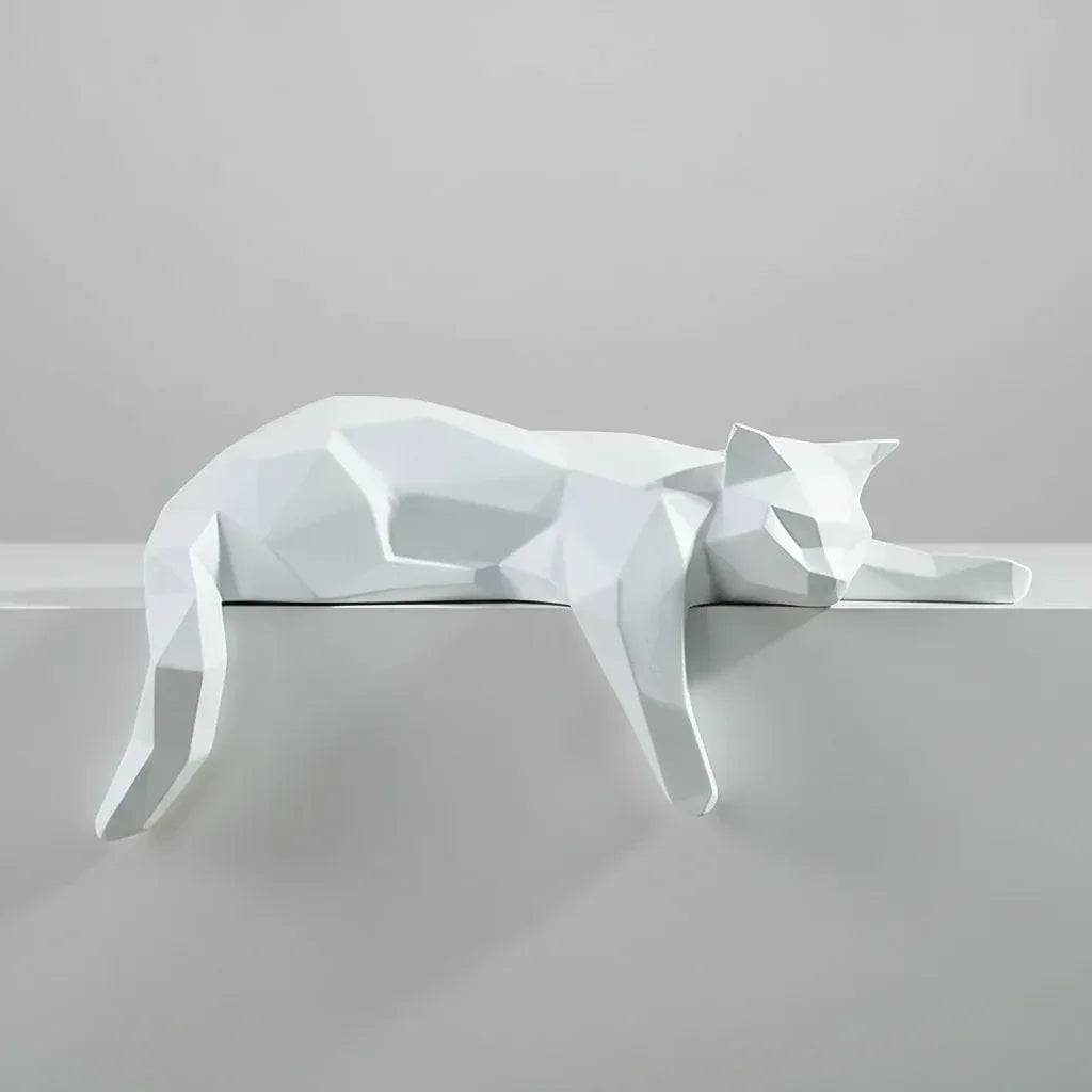 Sculpture de chat allongé moderne - MiaouDéco